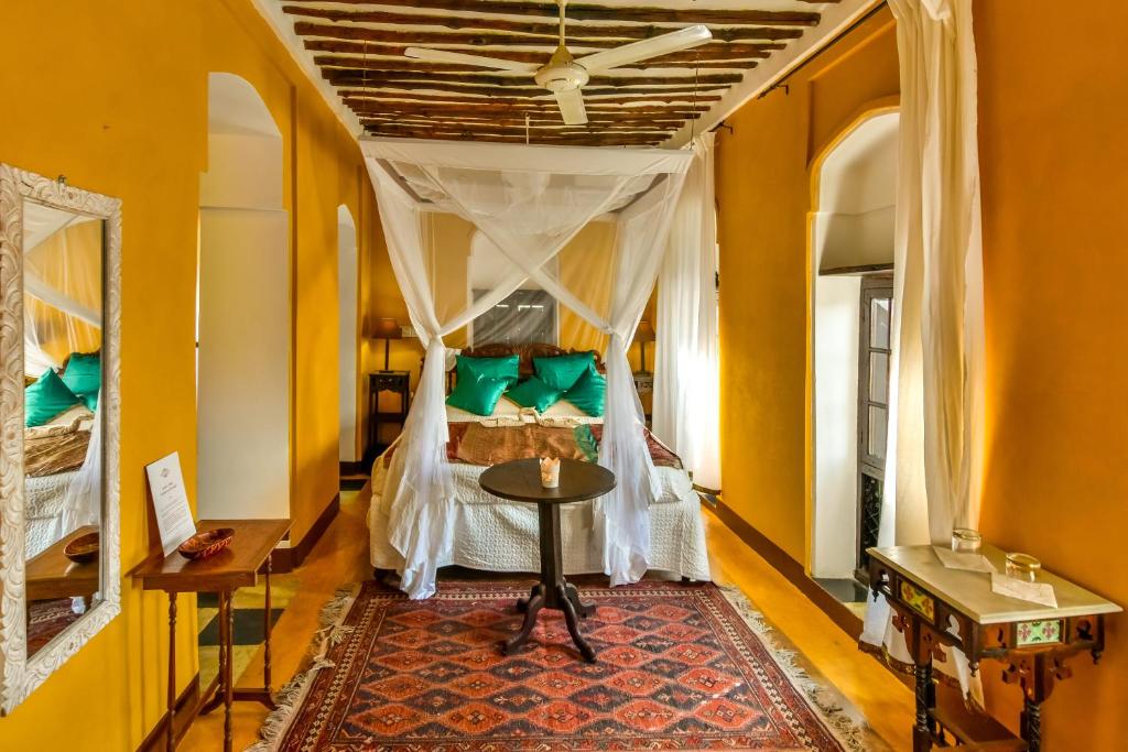 best hotels in stone town