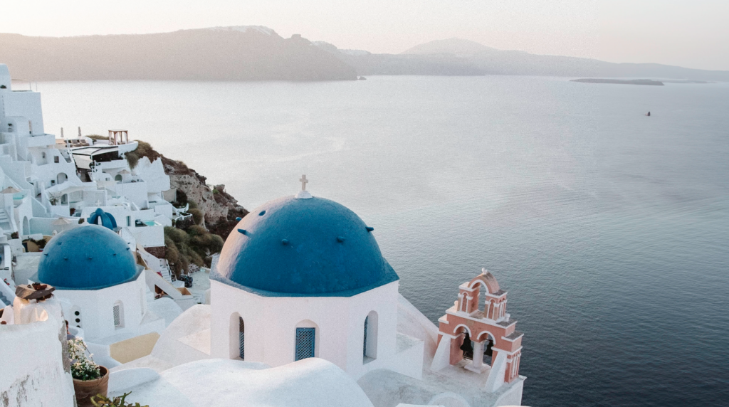 cupulas azules de santorini