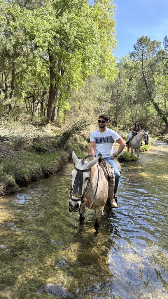 qué hacer en cazorla paseo a caballo