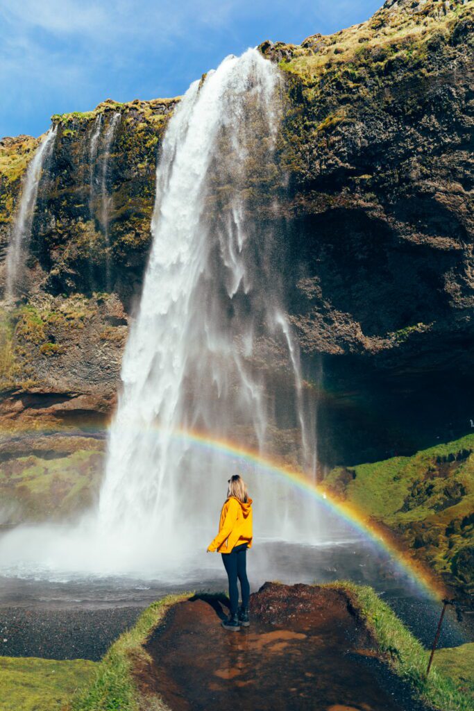 catarata en un viaje a islandia